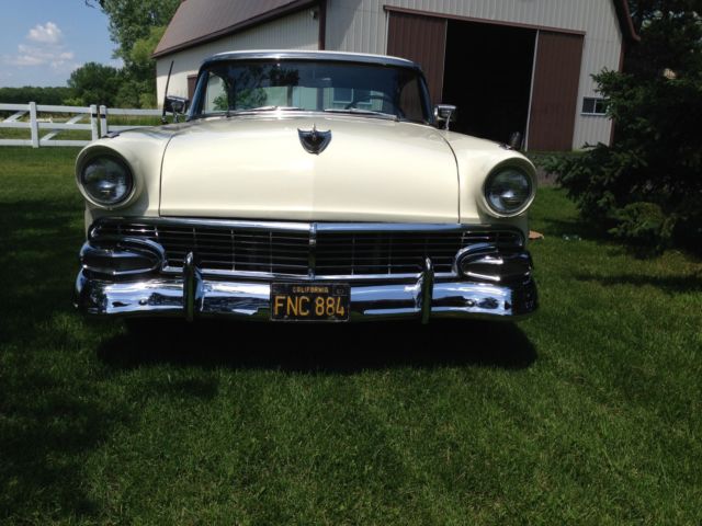 1956 White Ford Crown Victoria U/K