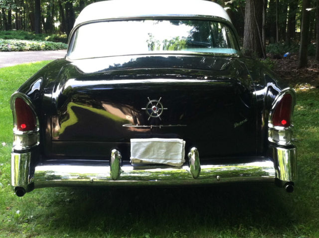 1956 Black &- White Packard Clipper U/K