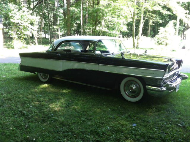 1956 Black &- White Packard Clipper U/K