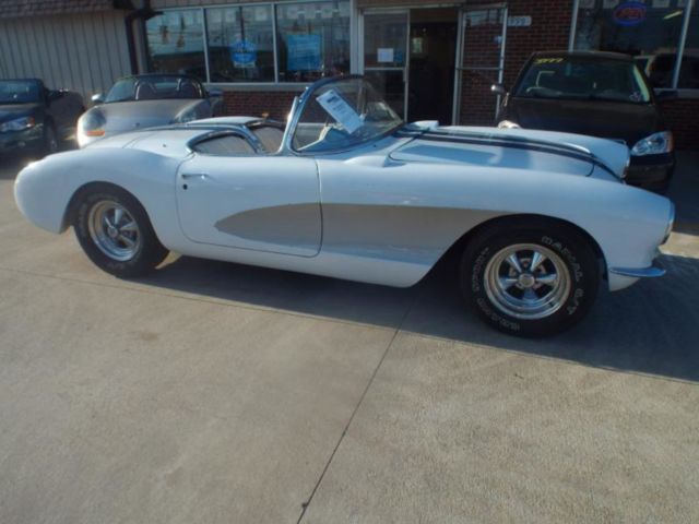 1956 White Chevrolet Corvette Convertible