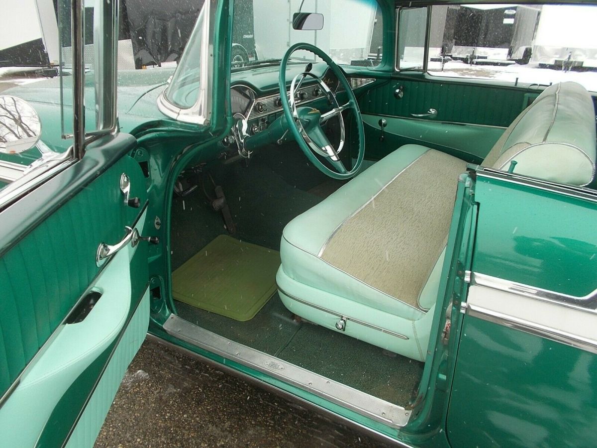 1956 Chevrolet Bel Air/150/210 Sedan