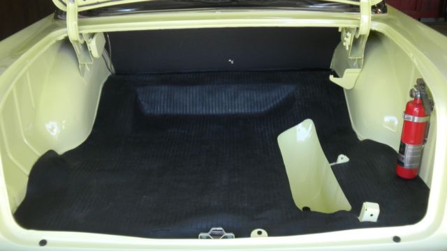1957 Yellow Chevrolet Bel Air/150/210 Sedan