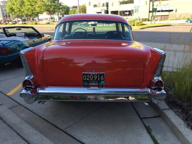 1957 RED Chevrolet Bel Air/150/210 Sedan