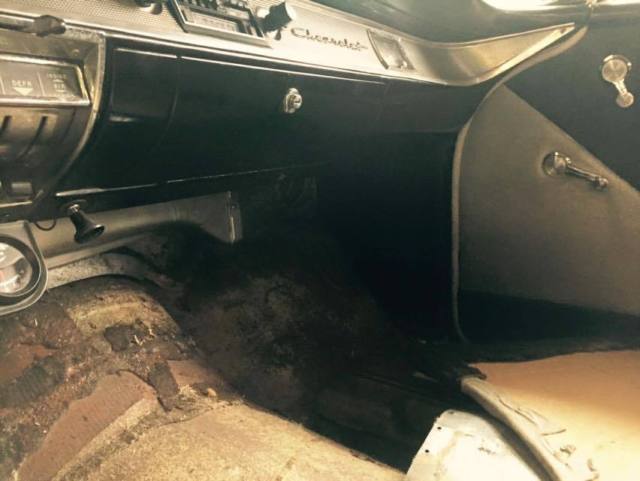 1957 RED Chevrolet Bel Air/150/210 Sedan