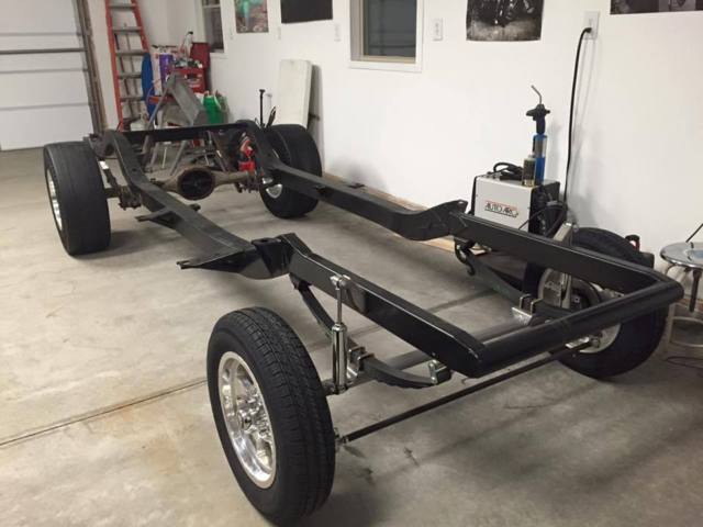 1957 primer Chevrolet Bel Air/150/210 Sedan