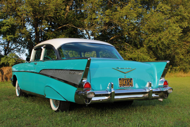 1957 Chevrolet Bel Air/150/210