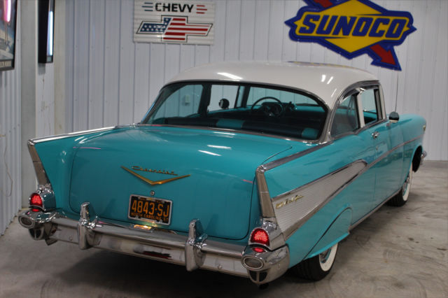 1957 Chevrolet Bel Air/150/210
