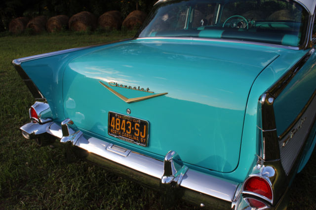1957 Chevrolet Bel Air/150/210