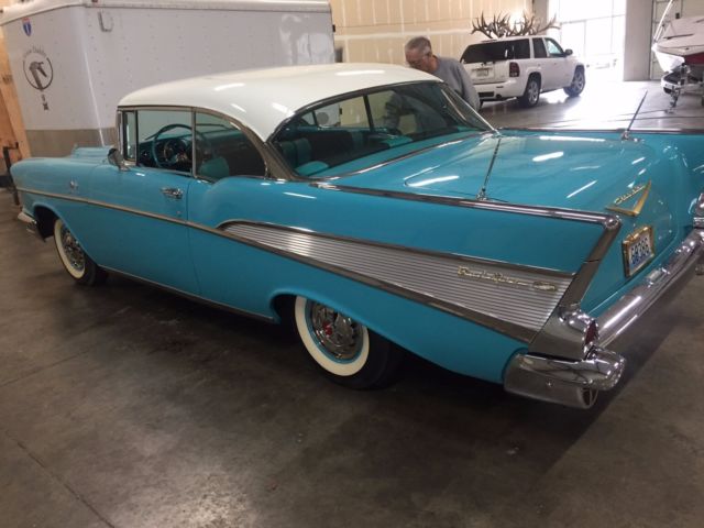 1957 Turquoise Chevrolet Bel Air/150/210