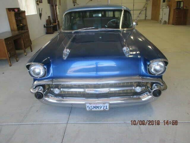 1957 Blue Chevrolet Bel Air/150/210 Wagon