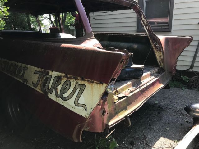 1957 Red Chevrolet Bel Air/150/210 Wagon