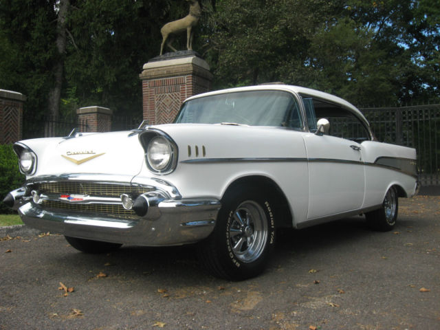 1957 White Chevrolet Bel Air/150/210 Coupe