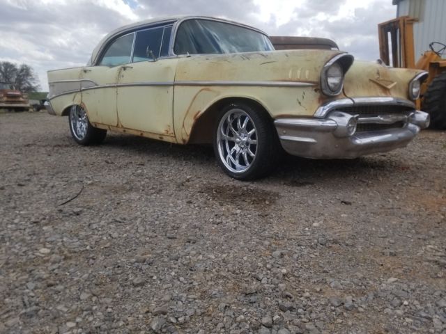 1957 Chevrolet Bel Air/150/210