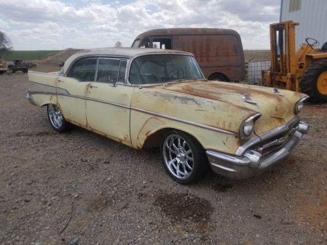 1957 Chevrolet Bel Air/150/210