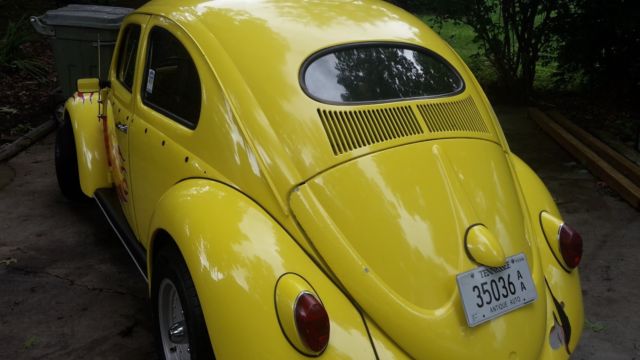 1957 yellow Volkswagen Beetle - Classic Coupe