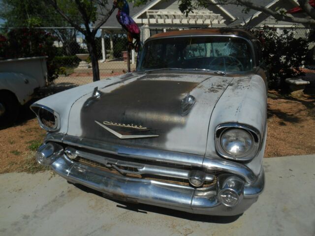 1957 Gray Chevrolet Bel Air/150/210 Sedan