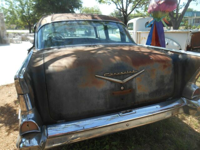 1957 Gray Chevrolet Bel Air/150/210 Sedan