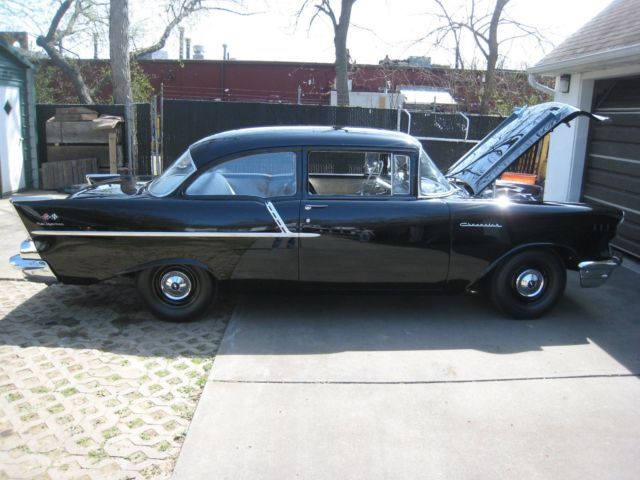 1957 Black Chevrolet Bel Air/150/210