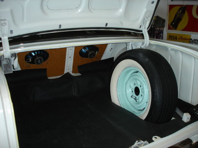 1957 Blue Chevrolet Bel Air/150/210