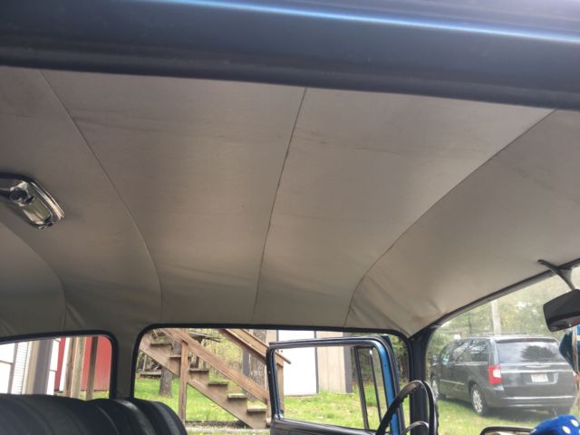 1957 Blue Chevrolet Bel Air/150/210 Sedan