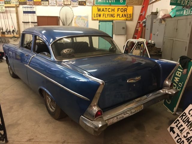 1957 Blue Chevrolet Bel Air/150/210 Sedan