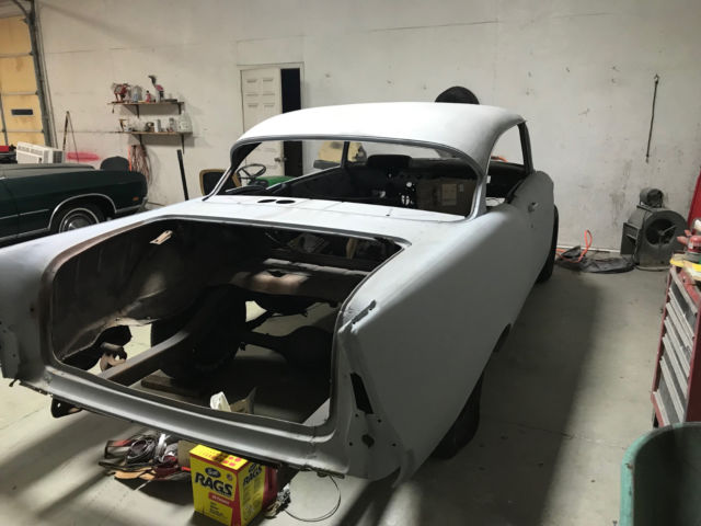 1957 Primer Chevrolet Bel Air/150/210 Coupe