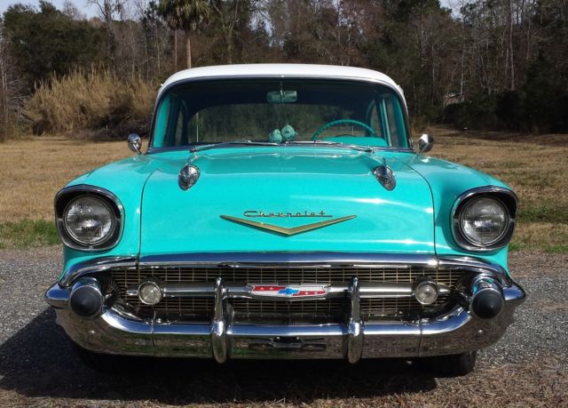 1957 BLUE/WHITE Chevrolet Bel Air/150/210 Coupe