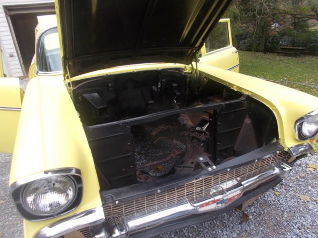 1957 Black Chevrolet Bel Air/150/210 Sedan