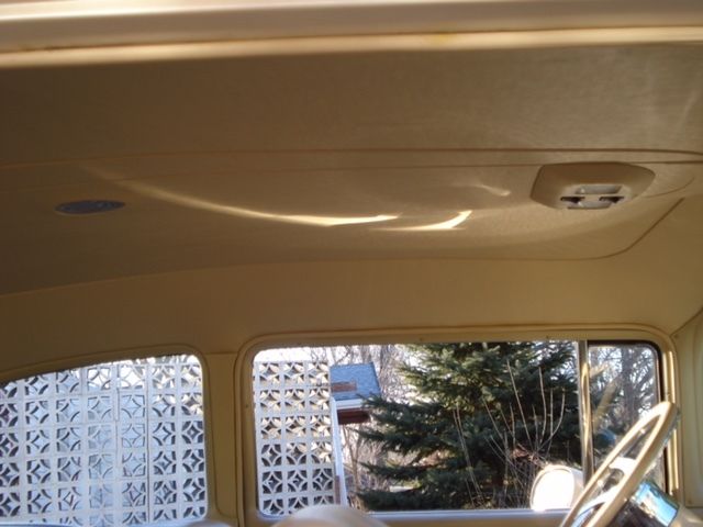 1957 Ivory Metallic Chevrolet Bel Air/150/210 Sedan
