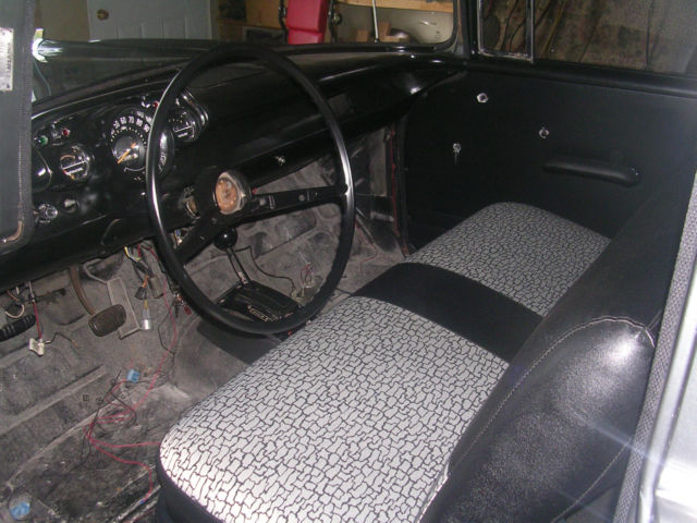 1957 Ivory Metallic Chevrolet Bel Air/150/210 Sedan