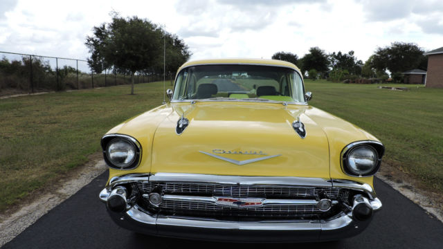 1957 YELLOW Chevrolet Bel Air/150/210 2DR SEDAN