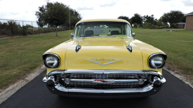 1957 YELLOW Chevrolet Bel Air/150/210 2DR SEDAN