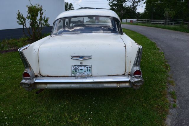 1957 White Chevrolet Bel Air/150/210 Sedan