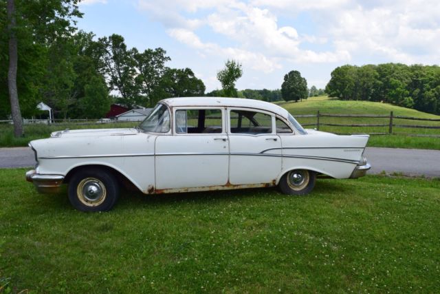1957 White Chevrolet Bel Air/150/210 Sedan