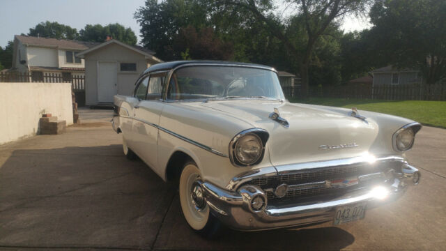 1957 White Chevrolet Bel Air/150/210