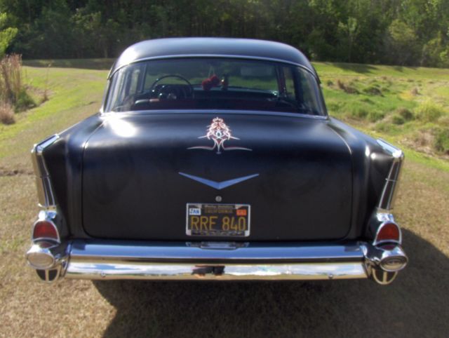 1957 Black Chevrolet Bel Air/150/210 Sedan