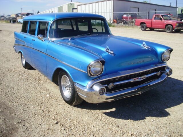 1957 BLUE Chevrolet Bel Air/150/210 Wagon