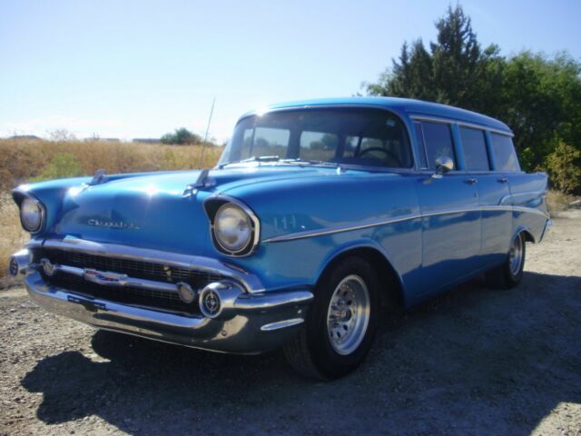 1957 BLUE Chevrolet Bel Air/150/210 Wagon