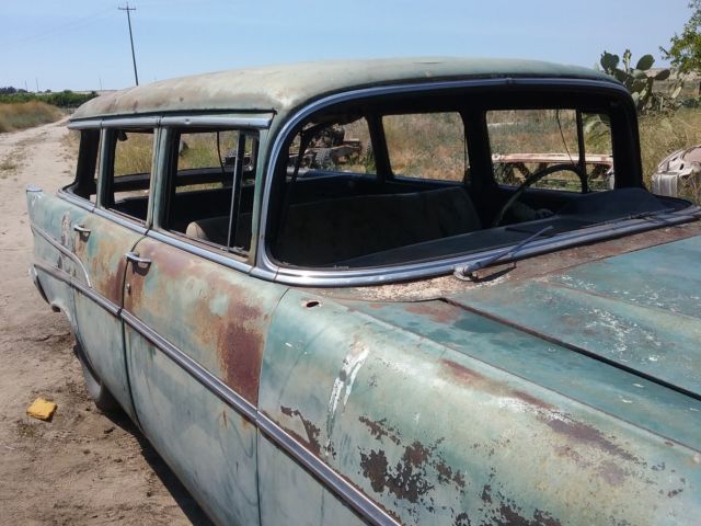 1957 Green Chevrolet Bel Air/150/210 Wagon