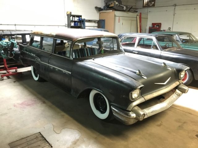 1957 Black Chevrolet Bel Air/150/210 Wagon