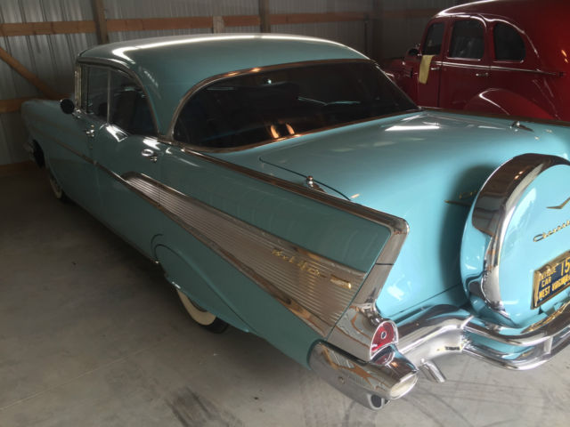 1957 Chevrolet Bel Air/150/210 4dr