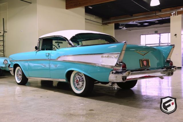 1957 -- Chevrolet Bel Air/150/210 --