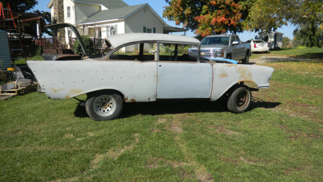 1957 Chevrolet Bel Air/150/210 Sedan