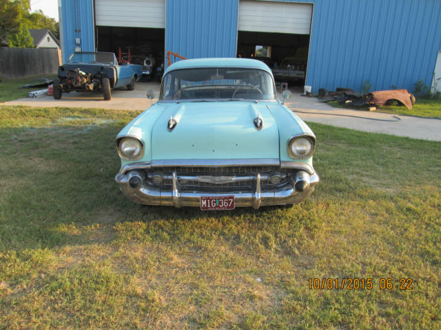 1957 Chevrolet Bel Air/150/210