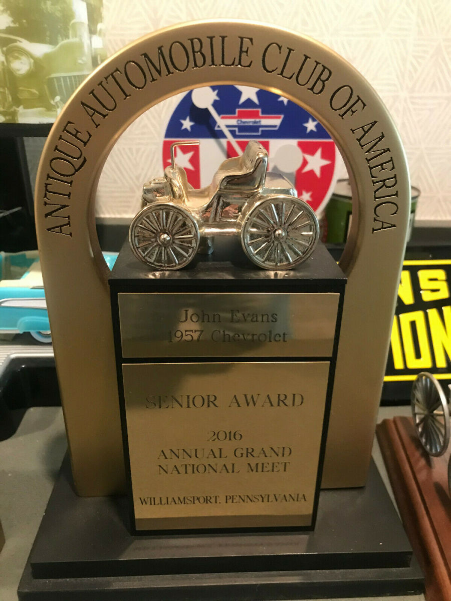 1957 Chevrolet Bel Air/150/210 2 Door Hardtop