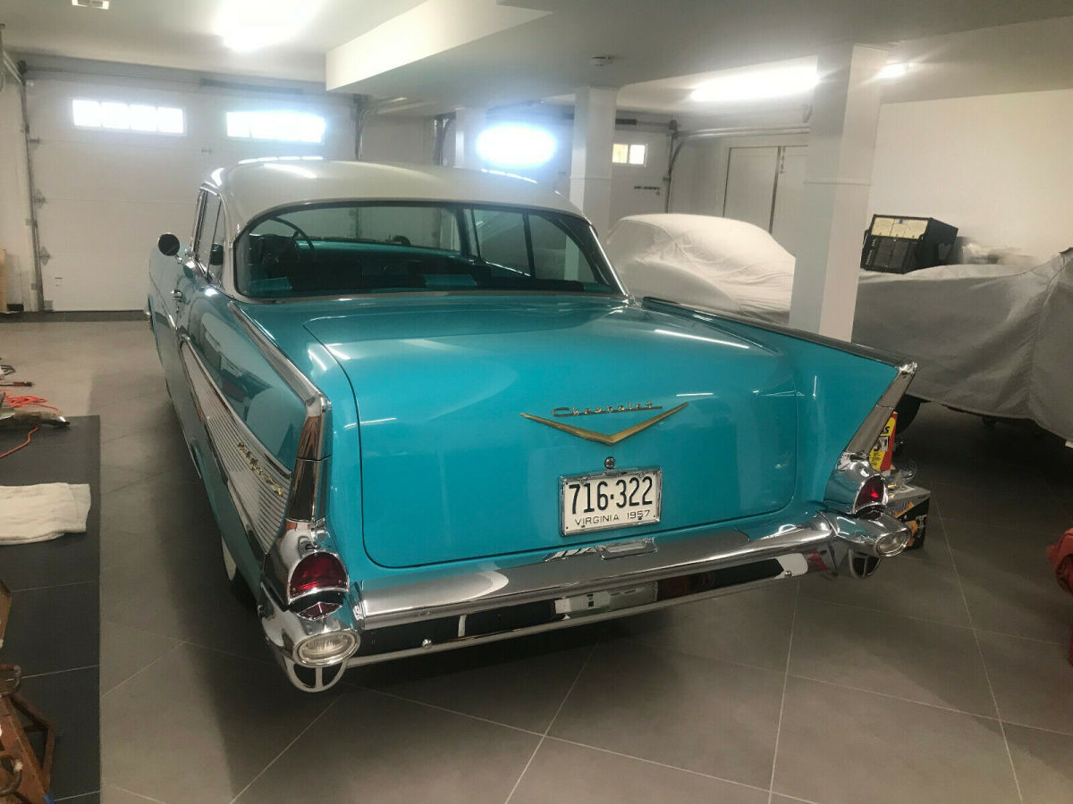 1957 Chevrolet Bel Air/150/210 2 Door Hardtop