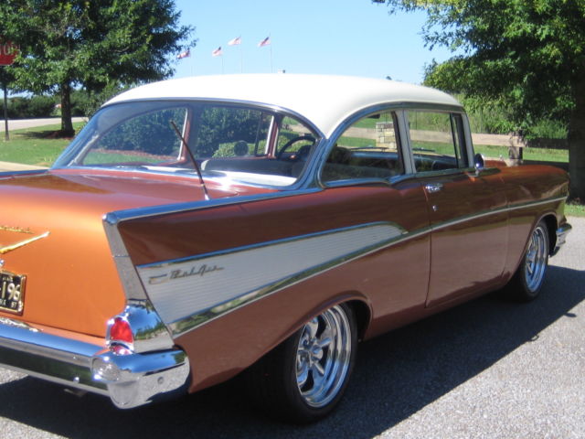 1957 Bronze Chevrolet Bel Air/150/210