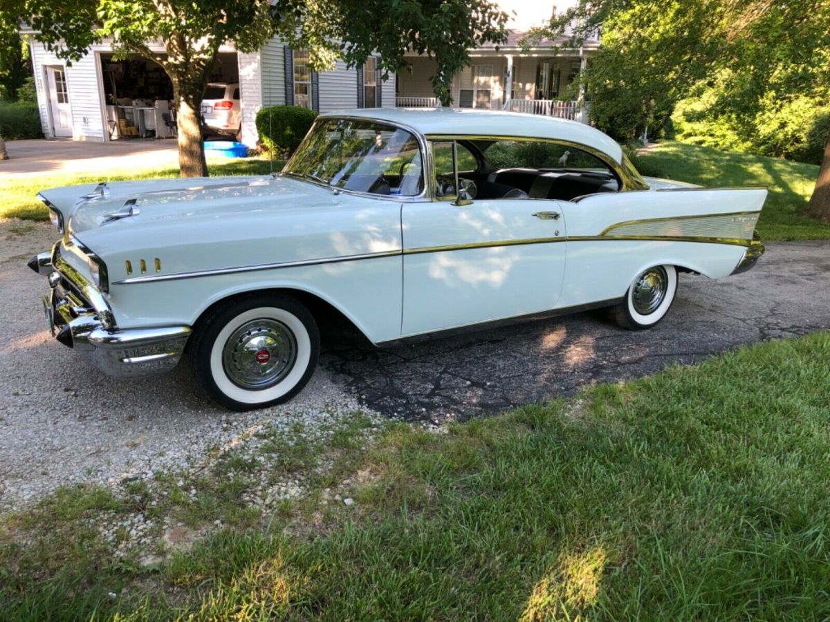 1957 White Chevrolet Bel Air/150/210 Coupe