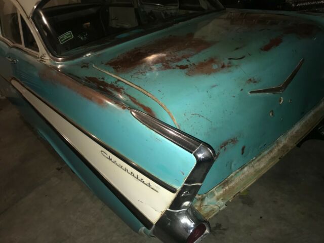 1957 Turquoise & White Chevrolet Bel Air/150/210 Sedan