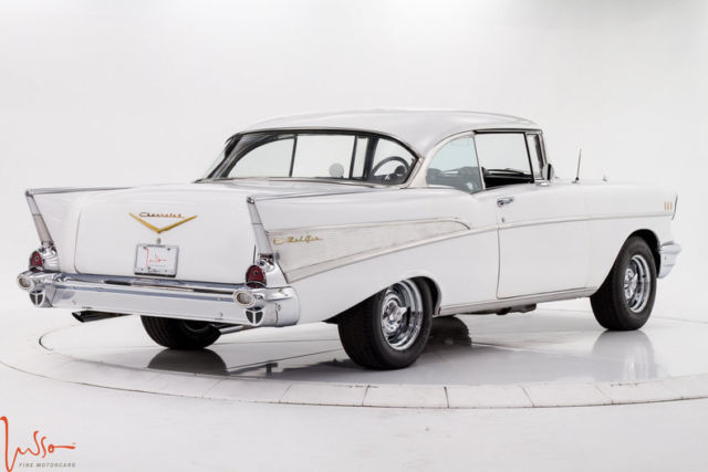 1957 White Chevrolet Bel Air/150/210